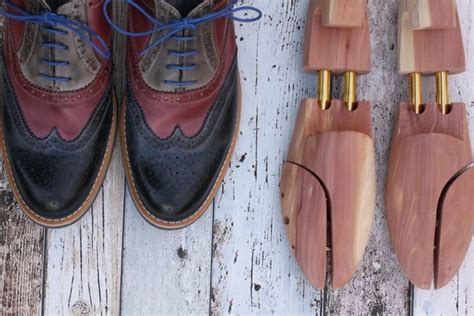 do shoe trees help fake leather|do shoe trees smell bad.